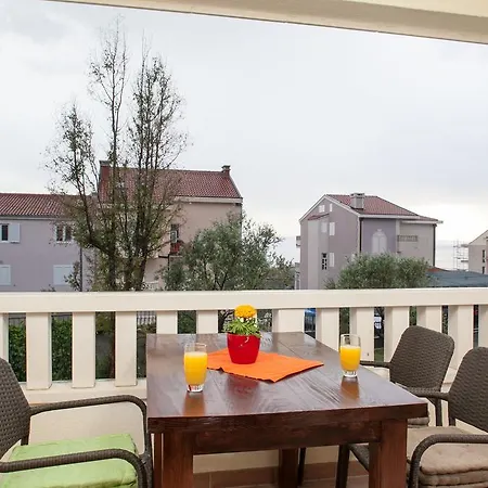 Apartments Tino Makarska Room photo