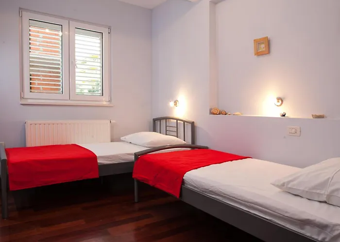 Apartments Tino