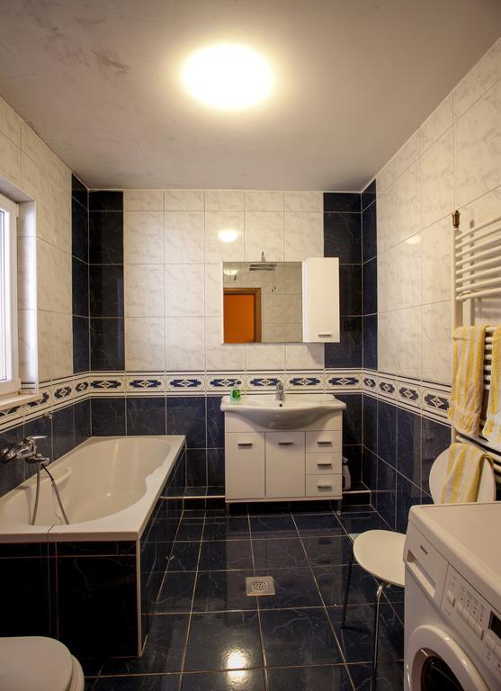 Tino Apartment
