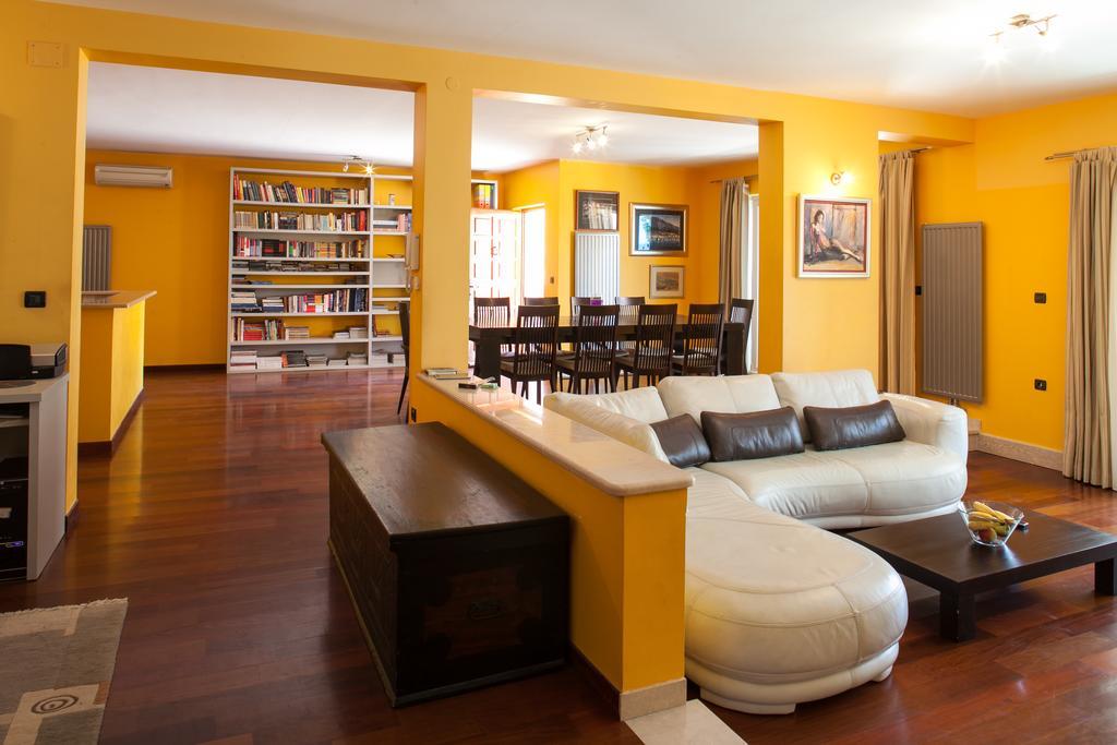 Tino Apartment *